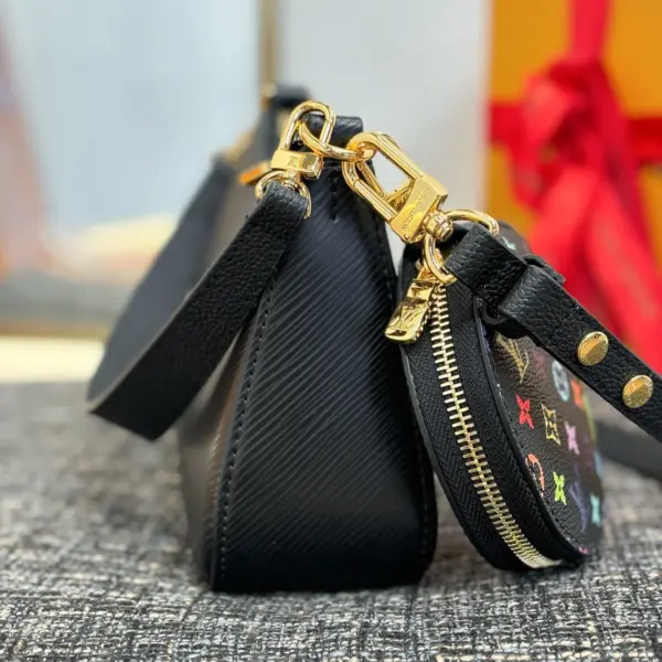 LV x TM Marellini Epi皮革粗鏈帶多功能手拿包