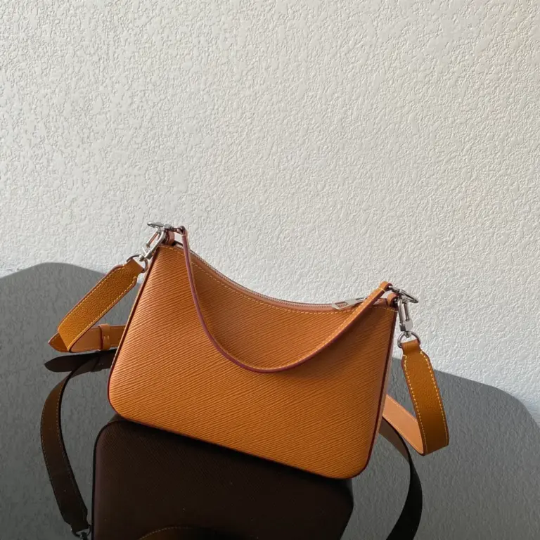 Louis Vuitton Marelle Epi紋理皮革多功能手提斜挎包