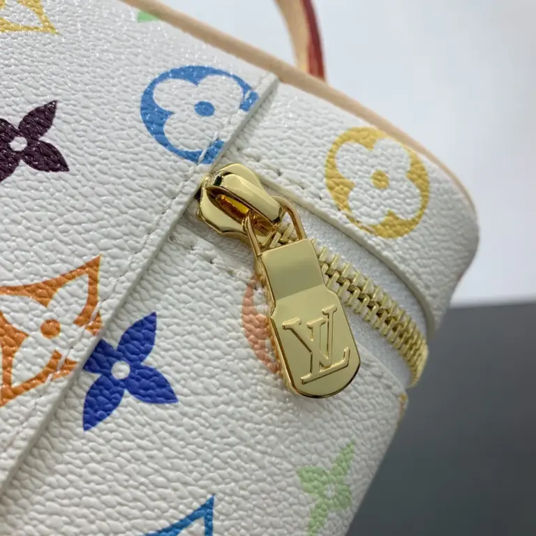 Louis Vuitton x 村上隆復刻版Vanity Chain Pouch 彩色Monogram鏈條隨身包