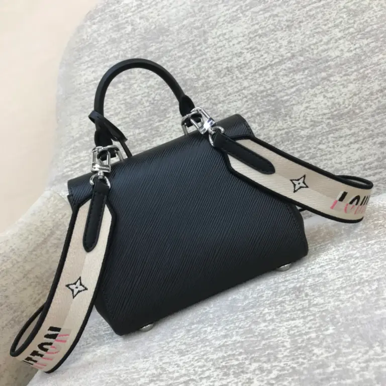 Louis Vuitton Cluny Mini 黑色Epi皮革雙面肩帶包包