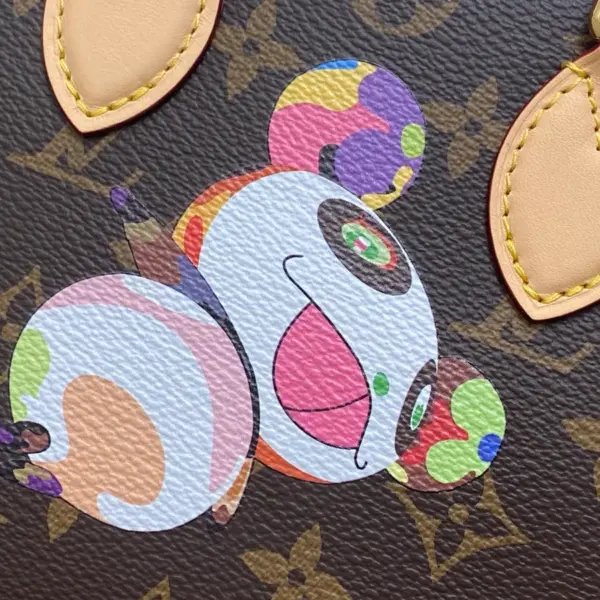 Louis Vuitton x Murakami 聯名系列 OnTheGo BB 包包