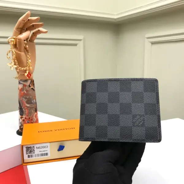 Louis Vuitton Damier Graphite 男士多夾層輕便錢包 | 可個人化訂製