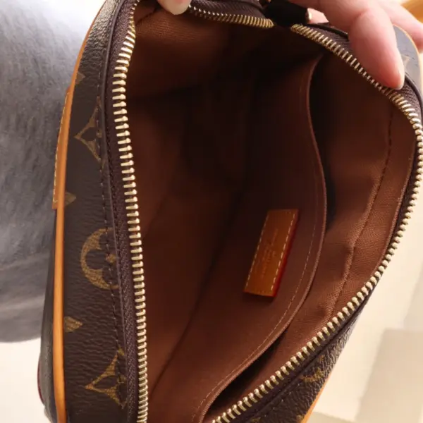 Louis Vuitton Trocadéro 可穿戴式錢包 | Monogram復古肩背包