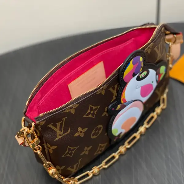 Louis Vuitton x 村上隆聯名複刻款Pochette Accessoires包包