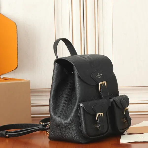 LV Backup Monogram Empreinte 多功能可轉換背包