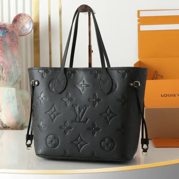 LV Neverfull MM 托特包 - 黑色壓花Monogram Empreinte皮革