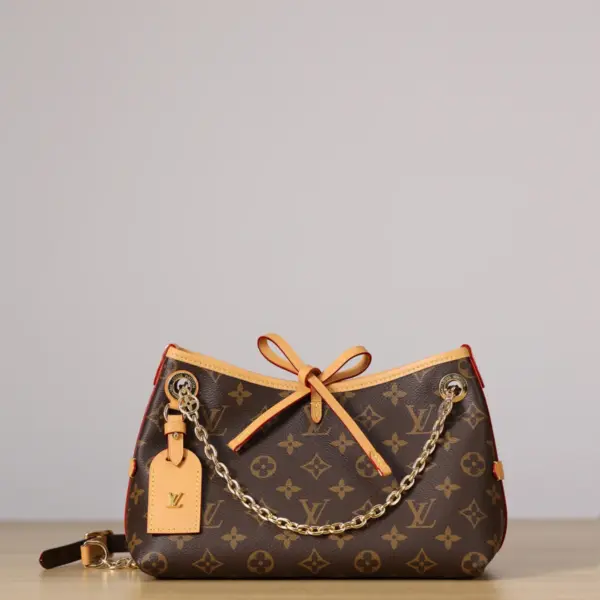 Louis Vuitton CarryAll BB 包包 - Monogram帆布金色鏈帶款 11 Louis Vuitton CarryAll BB 包包 - Monogram帆布金色鏈帶款