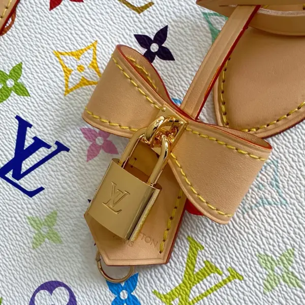 Louis Vuitton x Takashi Murakami 聯名款 OnTheGo MM 包包