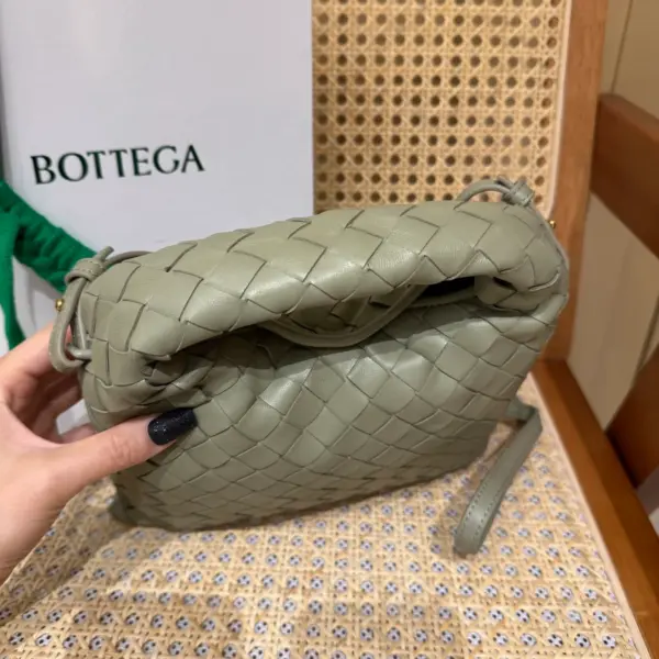 迷你Intrecciato編織皮革斜挎包