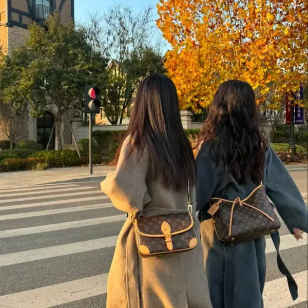 正品級別高仿LV單肩包 Carryall系列 小號 - Louis Vuitton Carryall系列 M46203 42 高仿LV單肩包 正品級別高仿LV單肩包 Carryall系列 小號 - Louis Vuitton Carryall系列 M46203 高仿LV單肩包