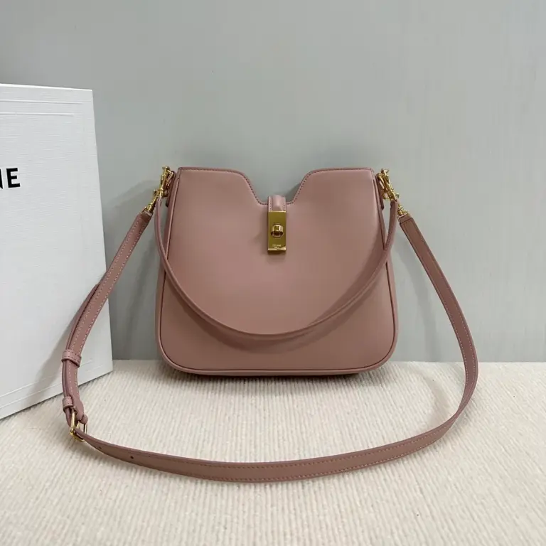 高仿CELINE-賽琳 經典牛皮旋轉鎖扣多功能手提斜挎包-120693 11 高仿CELINE-賽琳 經典牛皮旋轉鎖扣多功能手提斜挎包-120693