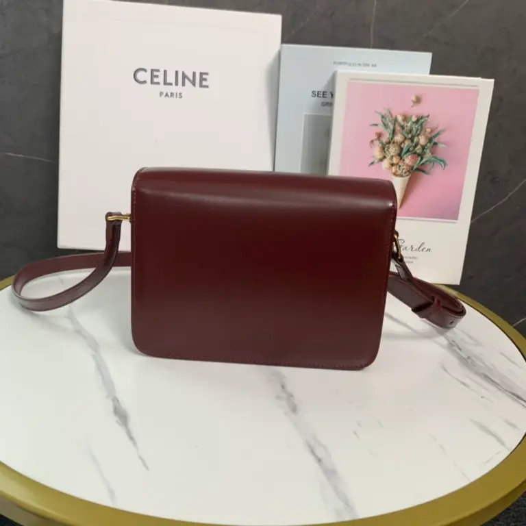 高仿CELINE-賽琳 TRIOMPHE鎖扣牛皮斜挎包 - 多功能時尚肩背包-188423