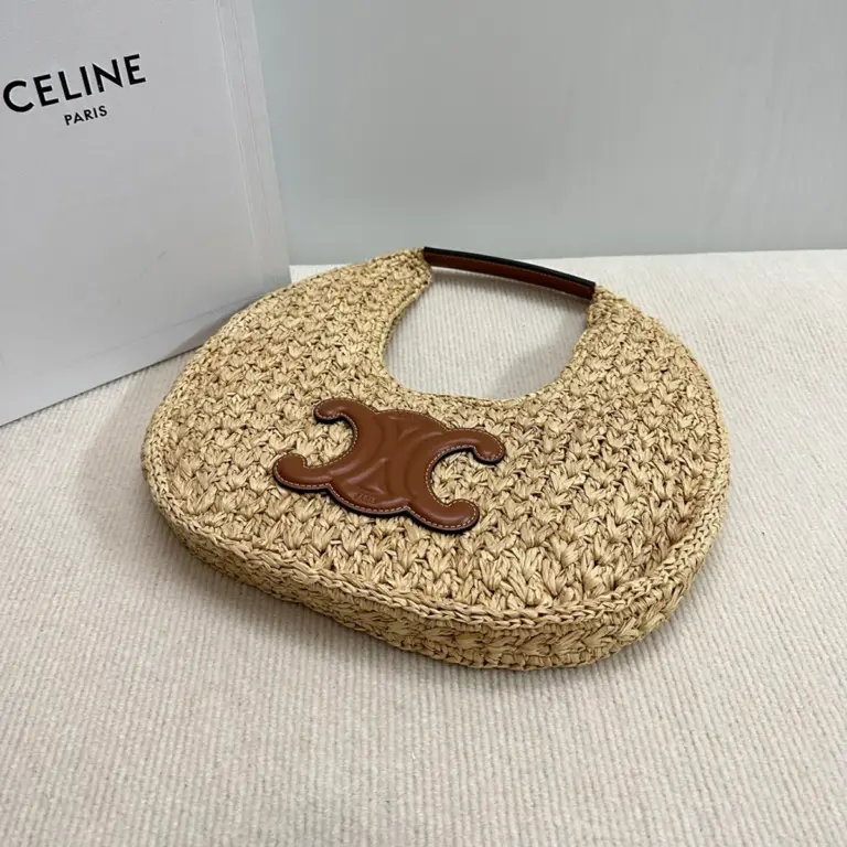 高仿CELINE-賽琳 手工編織牛皮革包邊植物材料手袋-112772