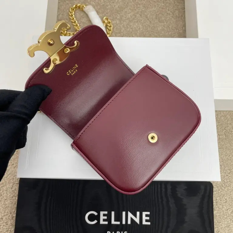 高仿CELINE-賽琳 迷你TRIOMPHE牛皮斜挎手袋-10L843