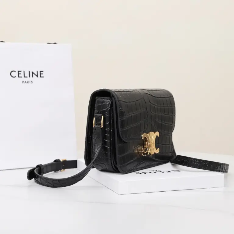 高仿CELINE-賽琳 奢華鱷魚皮 TRIOMPHE 金屬鎖扣斜挎包-188424