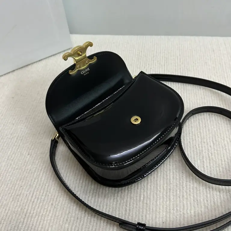 高仿CELINE-賽琳 經典迷你手袋 - 牛皮革優雅設計，多功能攜帶方式-10L063