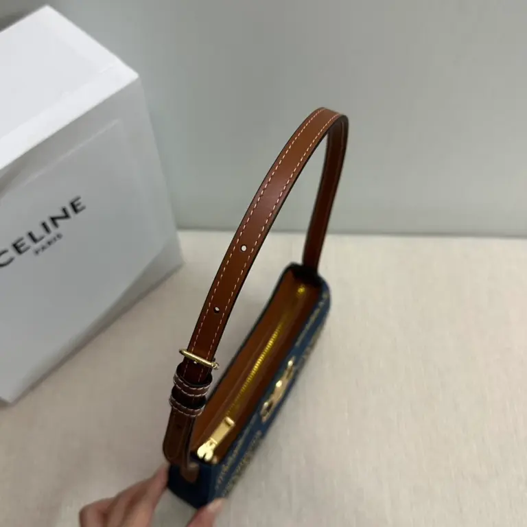 高仿CELINE-賽琳 牛皮革包邊羊皮襯裏時尚肩背包-115702