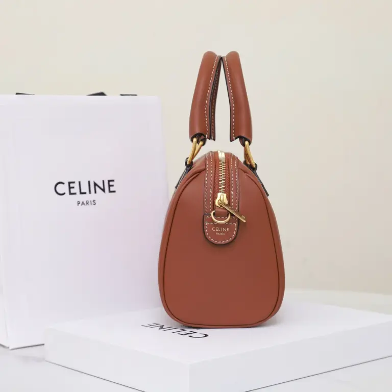 高仿CELINE-賽琳 金色飾面牛皮革多功能手提斜挎包-113773