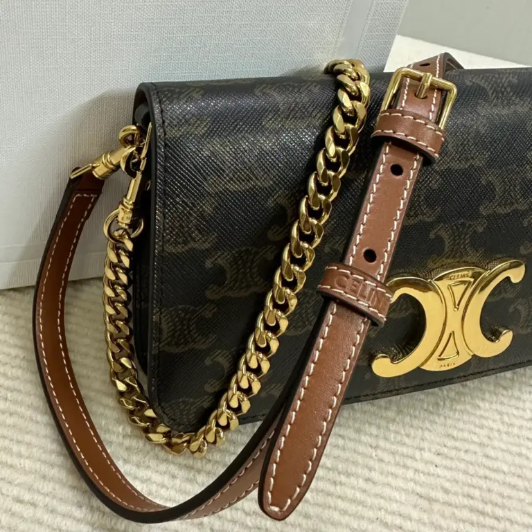 高仿CELINE-賽琳 TRIOMPHE CANVAS迷你手袋 - 多功能時尚智能手機包-10L972