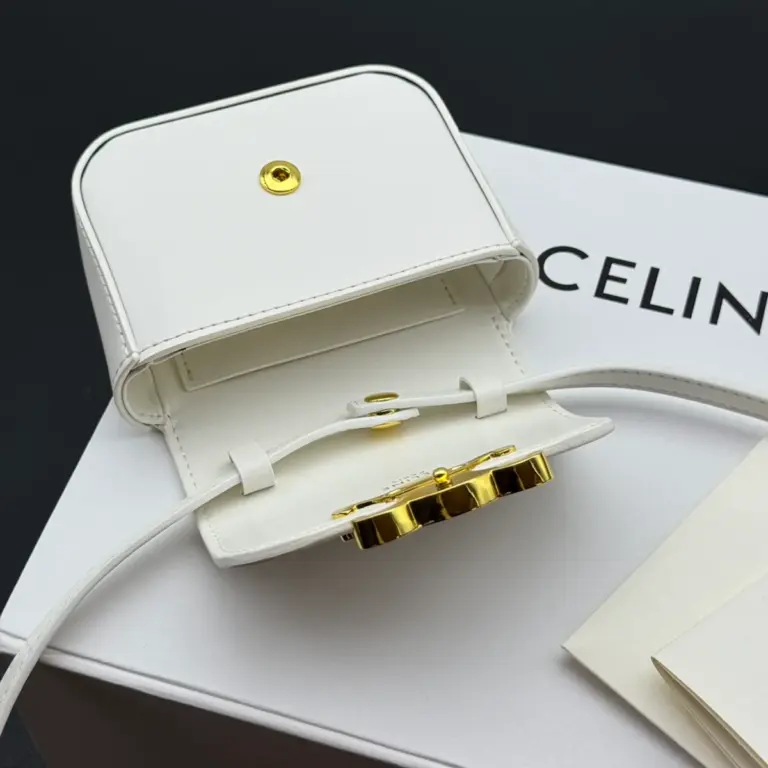高仿CELINE-賽琳 經典牛皮迷你手袋 - TRIOMPHE按扣設計 多背法時尚配飾-10I513