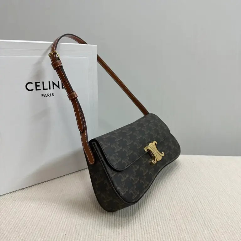 高仿CELINE-賽琳 TRIOMPHE金屬鎖扣羊皮革肩背包-115532