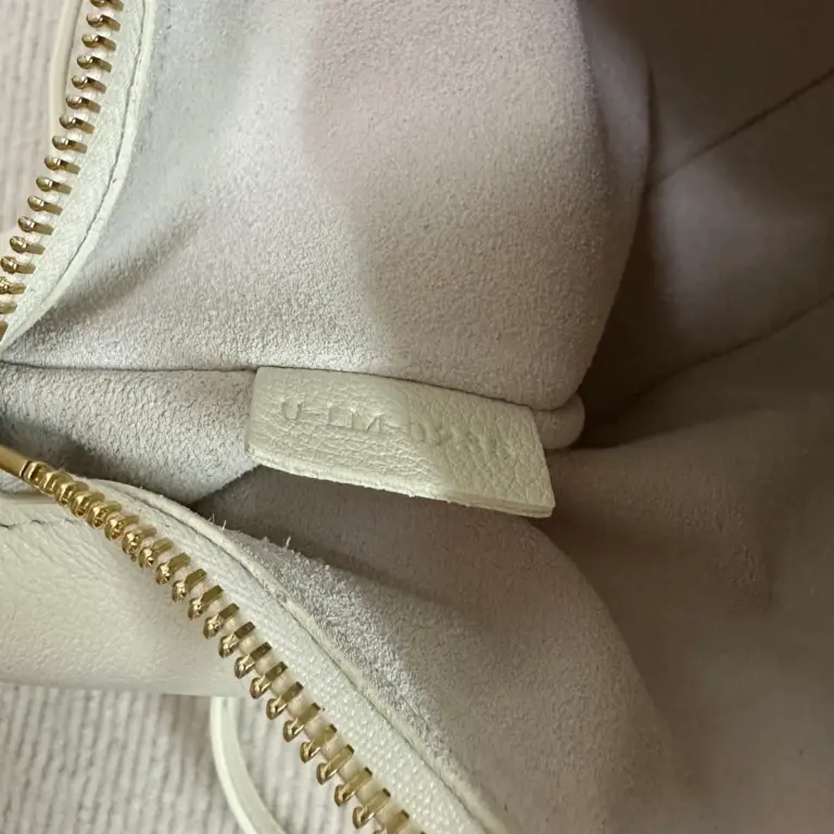 高仿CELINE-賽琳 金色牛皮革多功能手提斜挎包-120723
