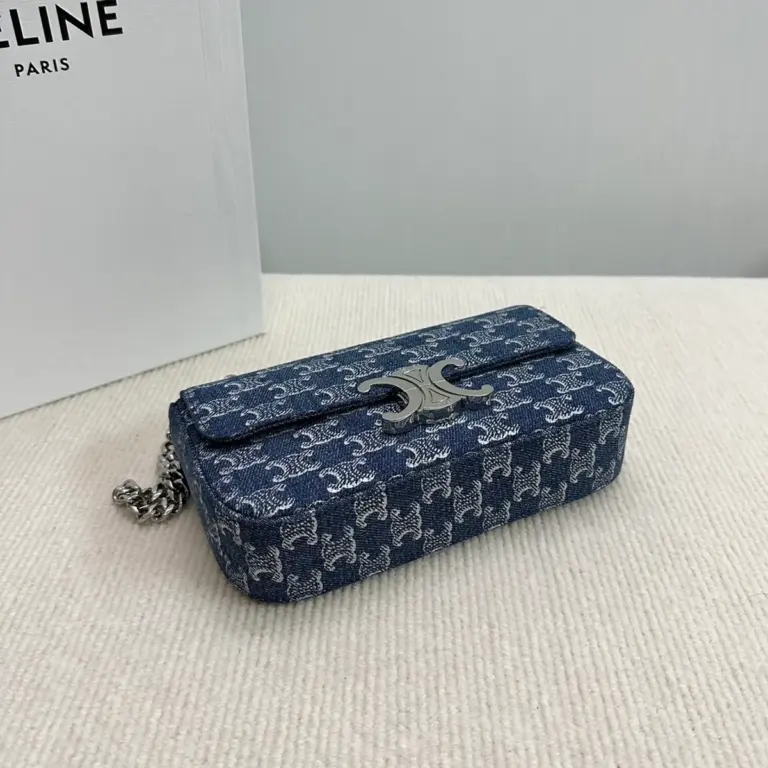 高仿CELINE-賽琳 TRIOMPHE金屬鎖扣肩背包-115202