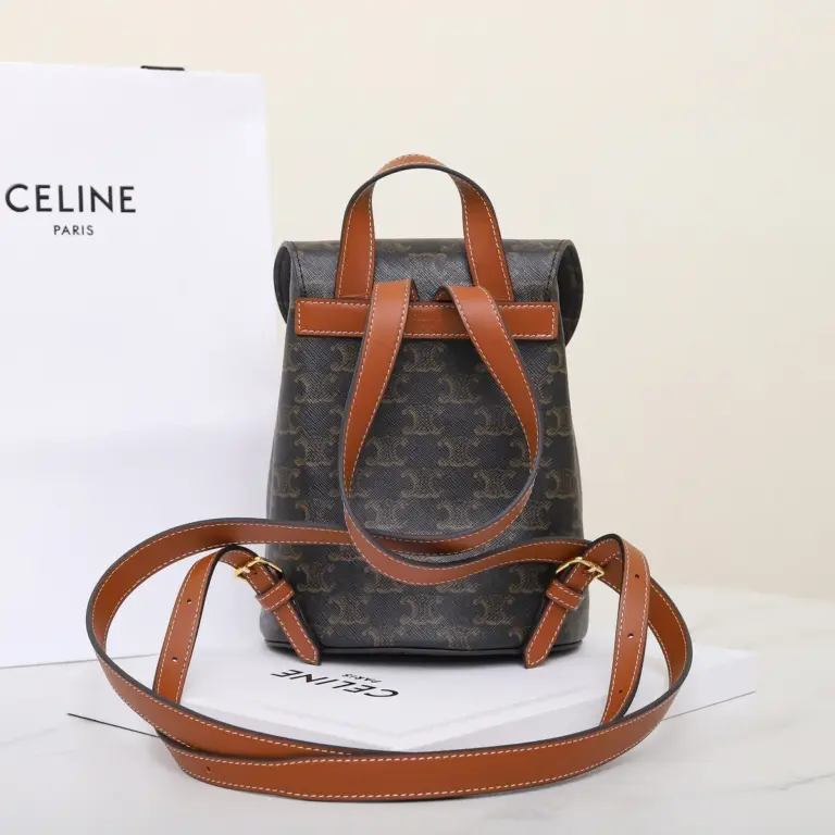 高仿CELINE-賽琳 Saint Laurent TRIOMPHE CANVAS 多功能印花背包-118702