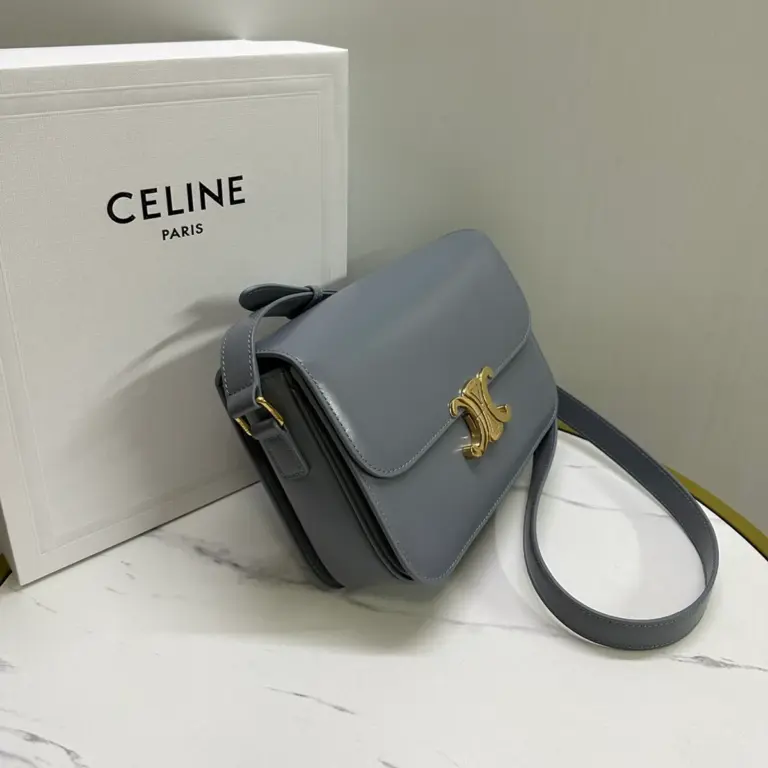 高仿CELINE-賽琳 經典牛皮革斜挎-187363