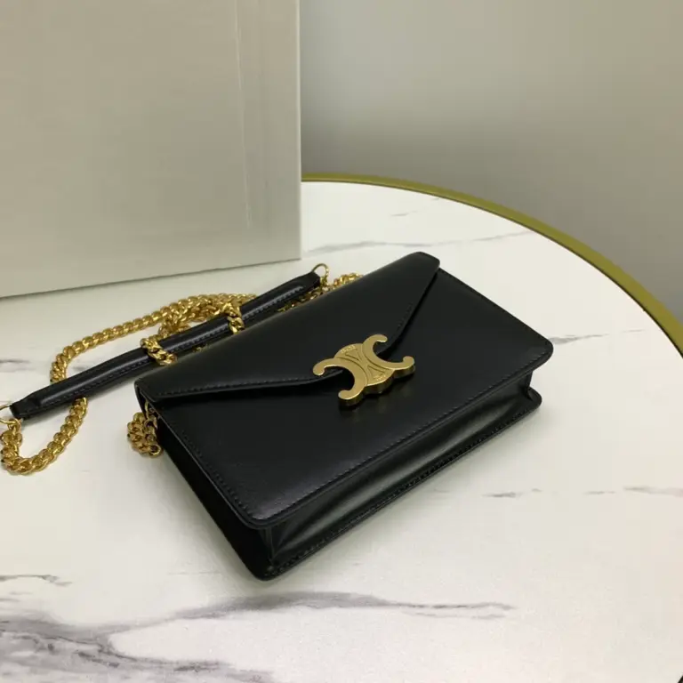 高仿CELINE-賽琳 經典牛皮迷你斜挎手袋 - 可容納大屏手機-10L033