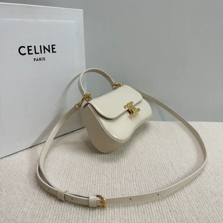 高仿CELINE-賽琳 Triomphe 牛皮革手提斜挎包-119533
