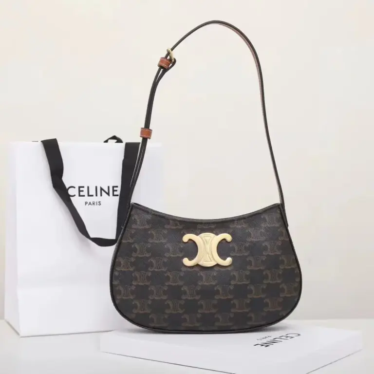 高仿CELINE-賽琳 TRIOMPHE CANVAS 標誌印花牛皮革包邊斜挎包-115702 11 高仿CELINE-賽琳 TRIOMPHE CANVAS 標誌印花牛皮革包邊斜挎包-115702