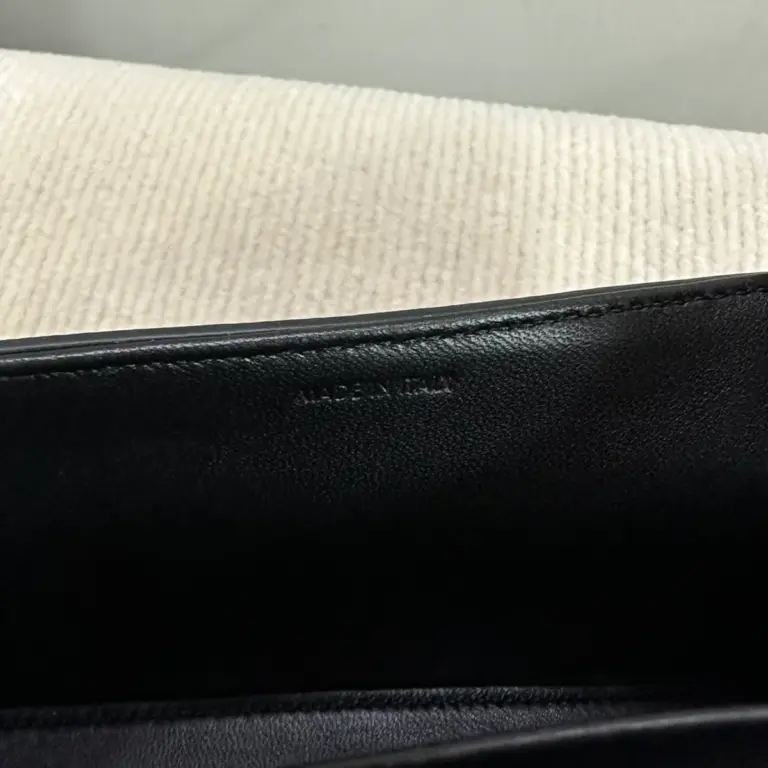 高仿CELINE-賽琳 TRIOMPHE鎖扣牛皮革肩背包 - 經典金色飾面-115532 19 高仿CELINE-賽琳 TRIOMPHE鎖扣牛皮革肩背包 - 經典金色飾面-115532