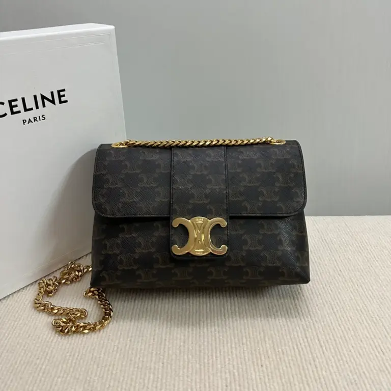 高仿CELINE-賽琳 Triomphe 牛皮革斜挎包-115852