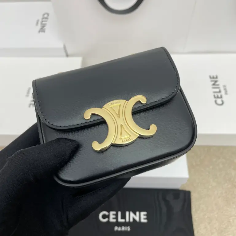 高仿CELINE-賽琳 迷你牛皮TRIOMPHE金屬扣斜挎手袋-10L843