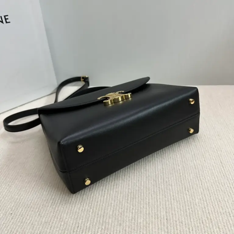 高仿CELINE-賽琳 經典TRIOMPHE牛皮革多功能手提斜挎包-117523