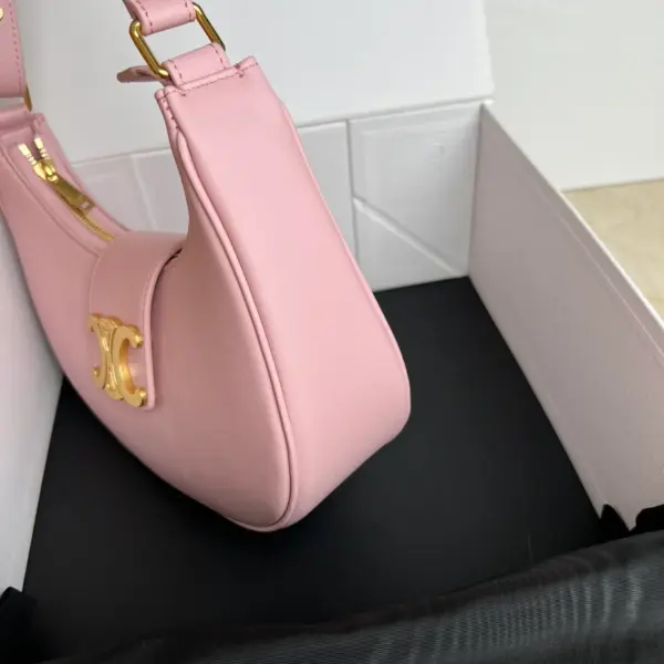 高仿CELINE-賽琳 經典金色飾面牛皮革手提肩背包-114493
