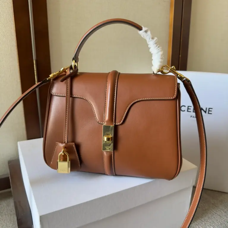高仿CELINE-賽琳 經典牛皮革多功能手提斜挎包-188003