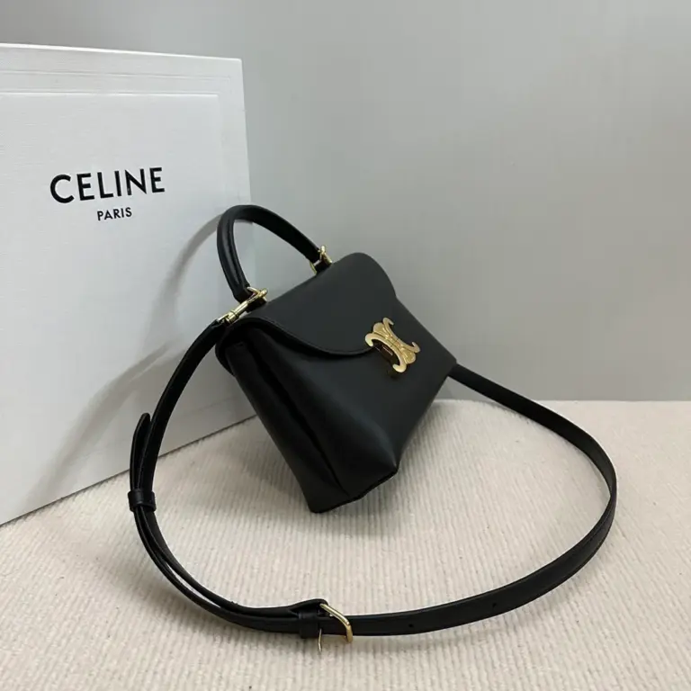 高仿CELINE-賽琳 經典TRIOMPHE牛皮革多功能手提斜挎包-118113