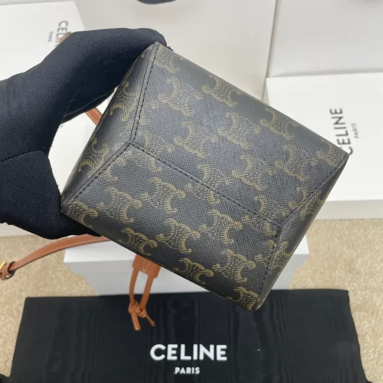 高仿CELINE-賽琳 迷你手袋 - 牛皮革包邊標誌印花斜挎包-10M742