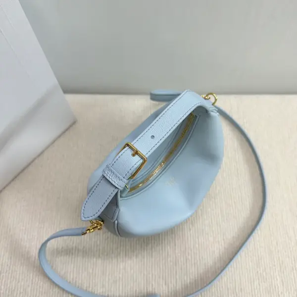 高仿CELINE-賽琳 金色牛皮多功能手提斜挎包 - 大容量智能手機收納-120723 14 高仿CELINE-賽琳 金色牛皮多功能手提斜挎包 - 大容量智能手機收納-120723