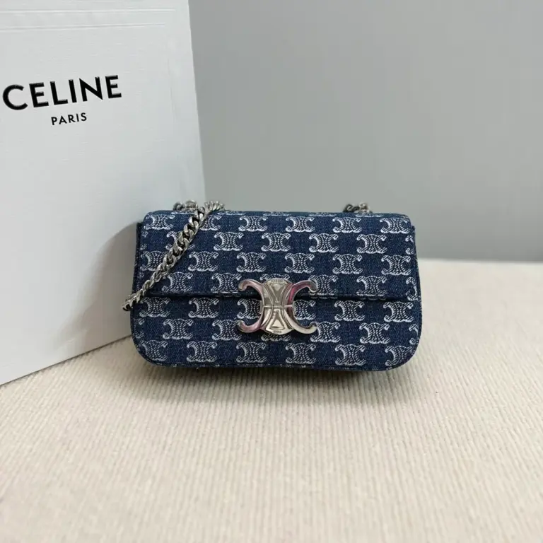 高仿CELINE-賽琳 TRIOMPHE金屬鎖扣肩背包-115202