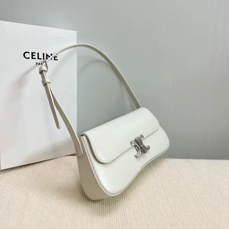 高仿CELINE-賽琳 TRIOMPHE 銀色飾面牛皮革肩背-115533