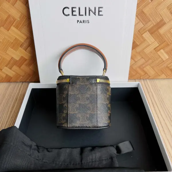 高仿CELINE-賽琳 聖羅蘭 TRIOMPHE CANVAS 迷你手袋-10J762