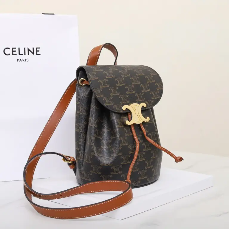 高仿CELINE-賽琳 Saint Laurent TRIOMPHE CANVAS 多功能印花背包-118702
