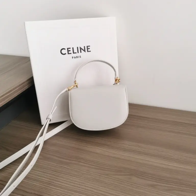 高仿CELINE-賽琳 迷你牛皮TRIOMPHE金屬扣手袋-10L063 12 高仿CELINE-賽琳 迷你牛皮TRIOMPHE金屬扣手袋-10L063