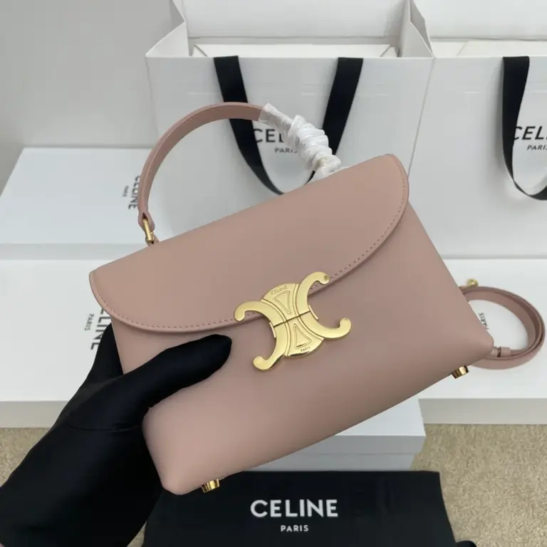 高仿CELINE-賽琳 TRIOMPHE鎖扣牛皮革斜挎包-118113