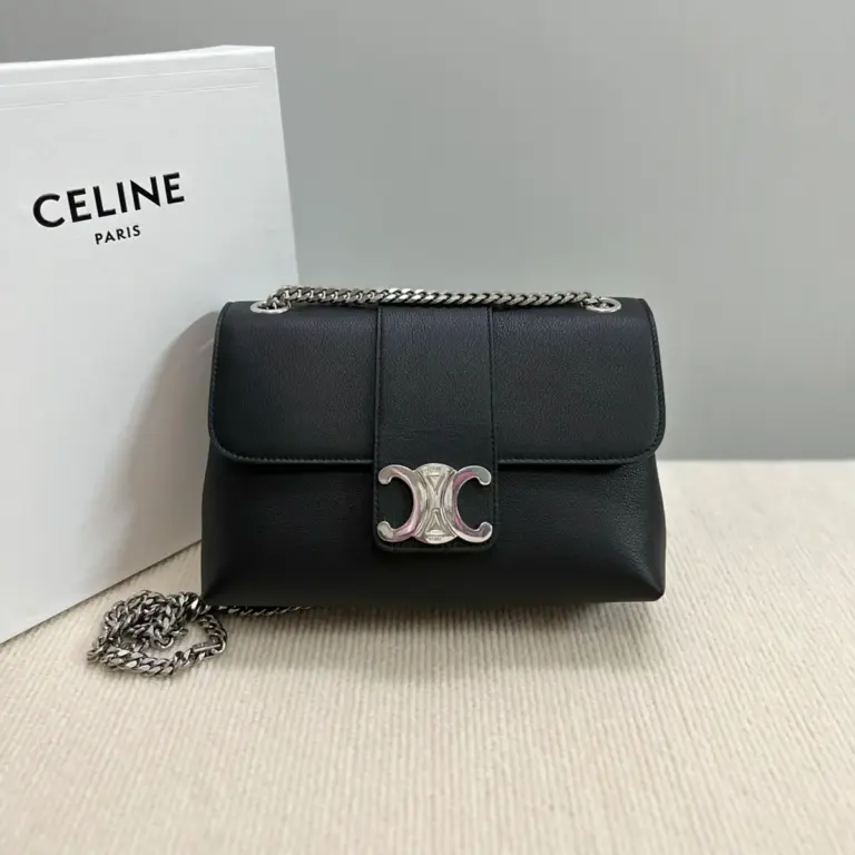 高仿CELINE-賽琳 經典TRIOMPHE牛皮革斜挎包 - 銀色飾面多功能肩背包-115853