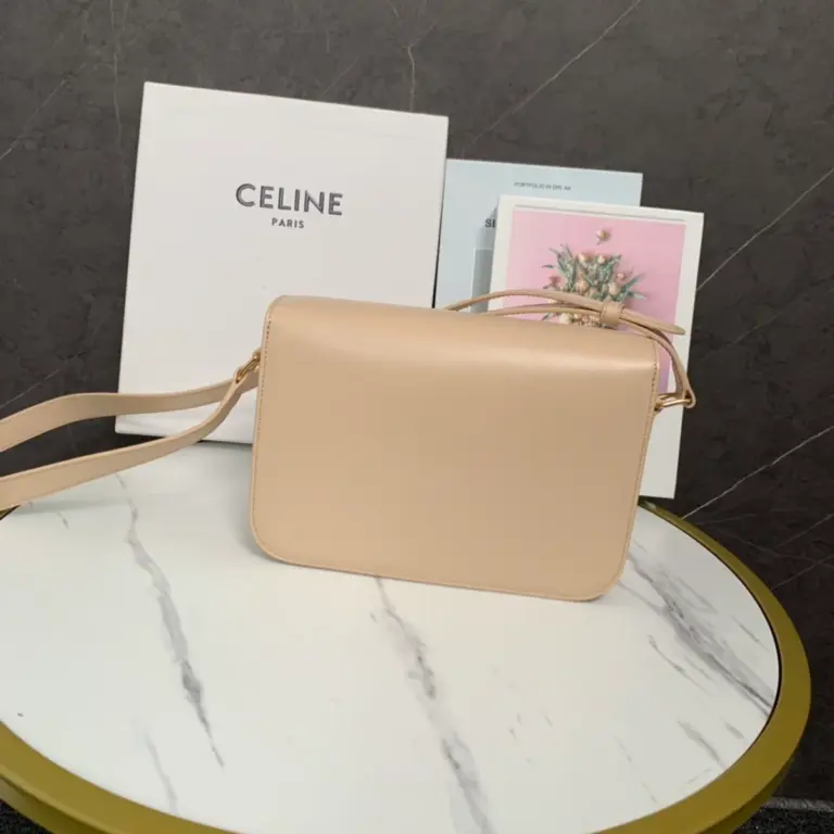 高仿CELINE-賽琳 經典TRIOMPHE牛皮革斜挎包-187363