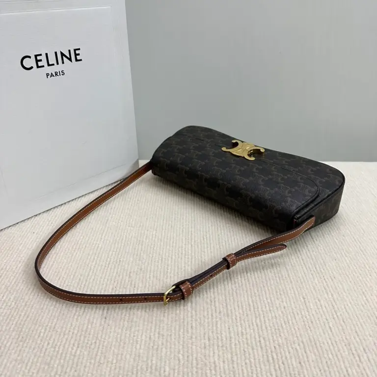 高仿CELINE-賽琳 TRIOMPHE金屬鎖扣羊皮革肩背包-115532